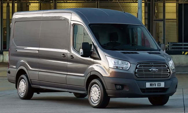 Запчастини на Ford Transit: як швидко відновити комерційний автомобіль